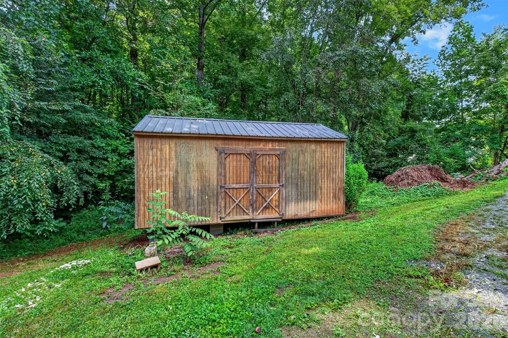 82 Olympic Drive Old Fort, NC 28762