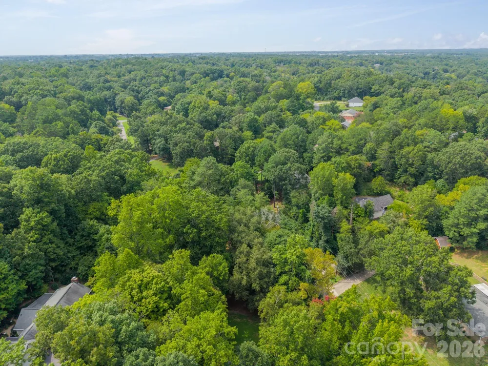 624 Springbrook Avenue NE Concord, NC 28025