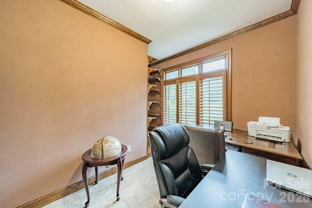624 Springbrook Avenue NE Concord, NC 28025