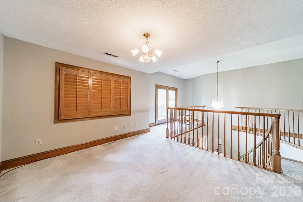 624 Springbrook Avenue NE Concord, NC 28025