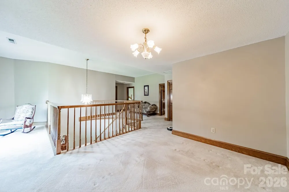 624 Springbrook Avenue NE Concord, NC 28025