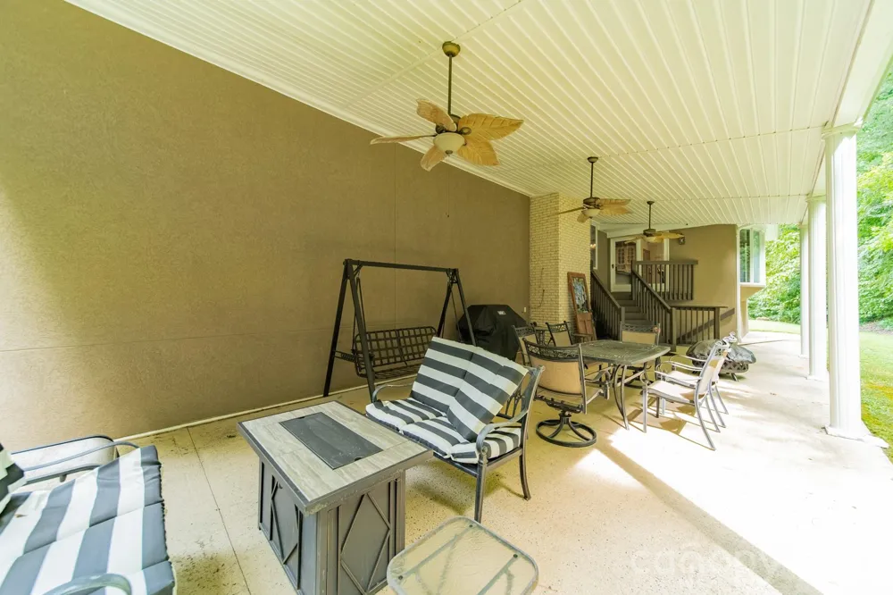 624 Springbrook Avenue NE Concord, NC 28025