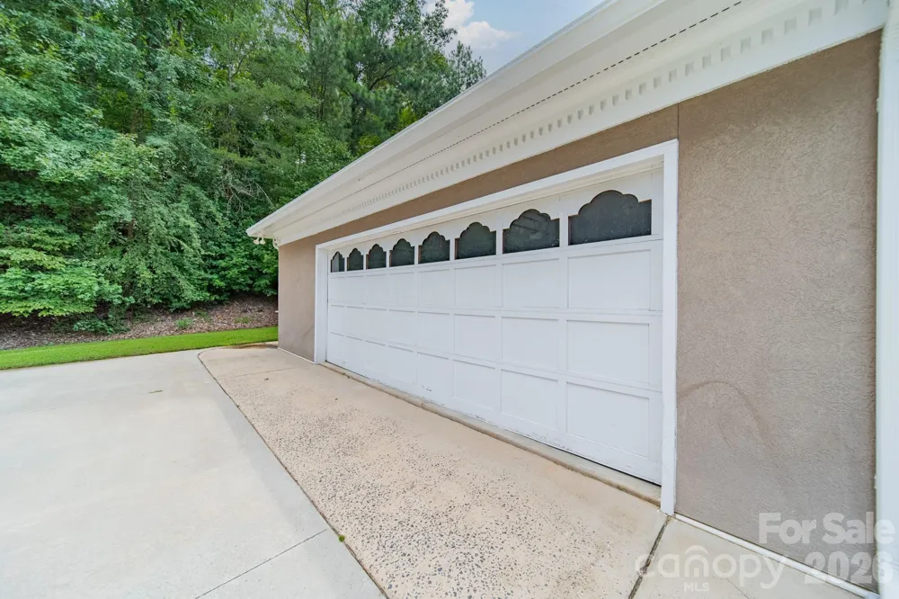 624 Springbrook Avenue NE Concord, NC 28025