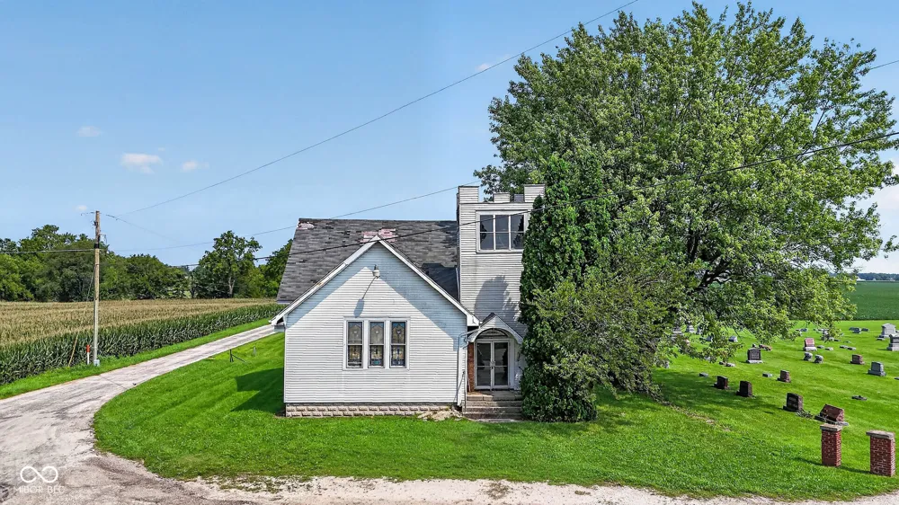 13700 E Orr Road Parker City, IN 47368