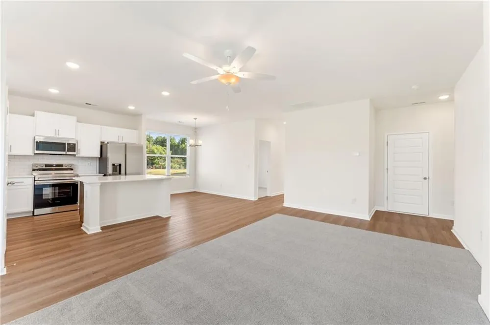 138 Formosa Street Adairsville, GA 30103