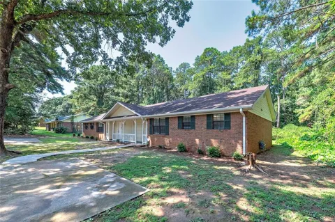 345 Santa Fe Trail