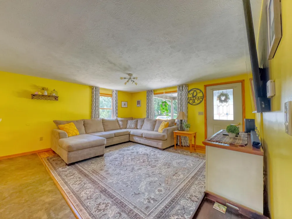 136 4th Marion, MI 49665