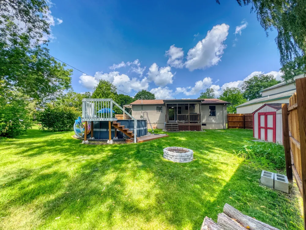 136 4th Marion, MI 49665
