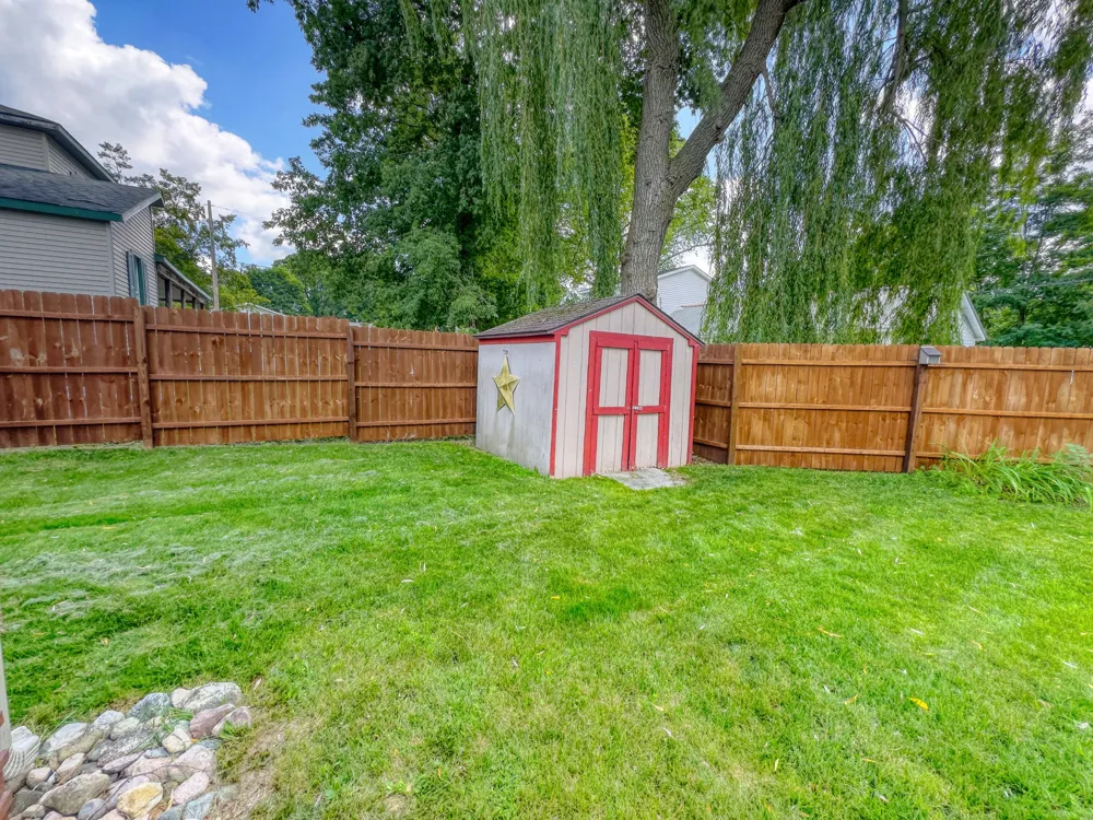 136 4th Marion, MI 49665