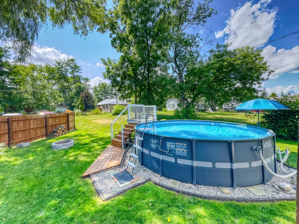 136 4th Marion, MI 49665