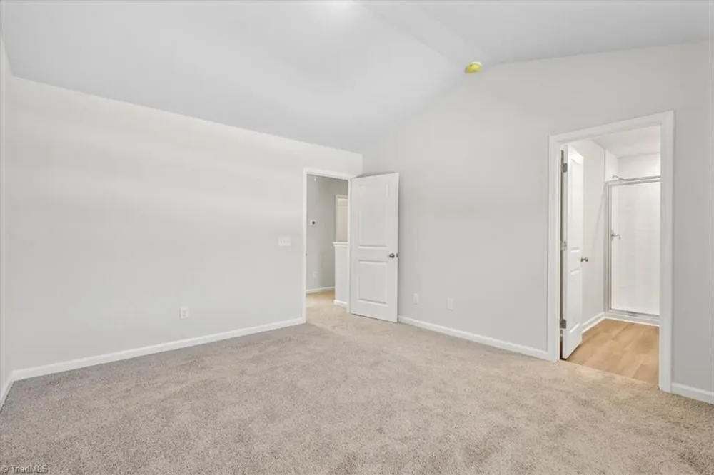 4196 Emmas Way East Bend, NC 27018