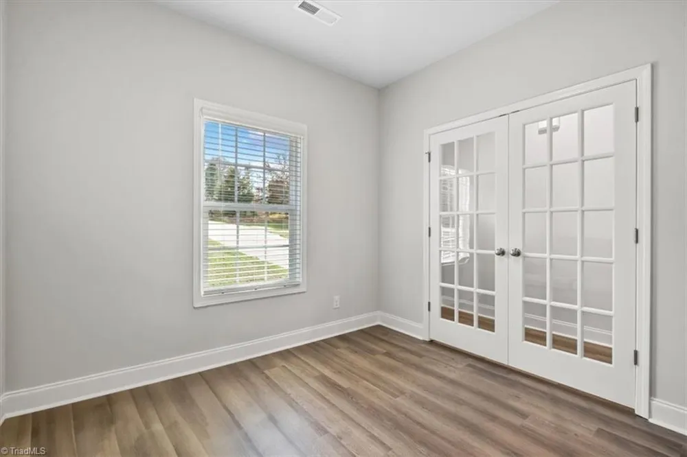 4196 Emmas Way East Bend, NC 27018