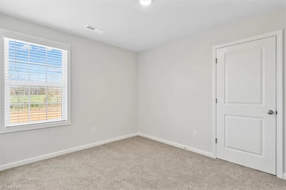 4196 Emmas Way East Bend, NC 27018