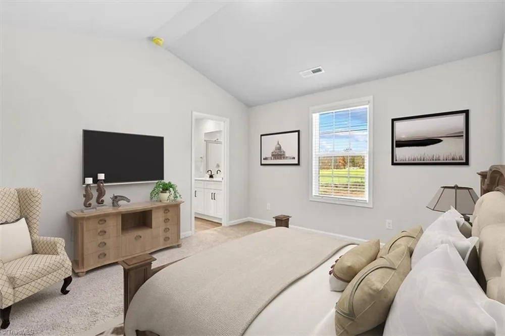 4196 Emmas Way East Bend, NC 27018