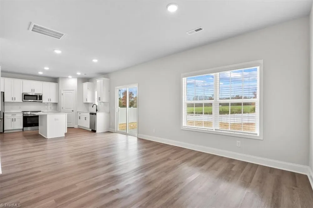 4196 Emmas Way East Bend, NC 27018