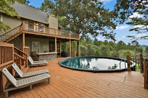 4250 Four Seasons Rd
