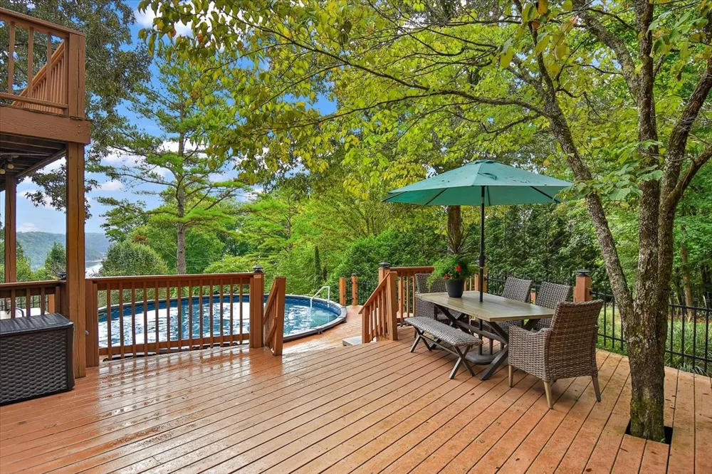 4250 Four Seasons Rd Smithville, TN 37166