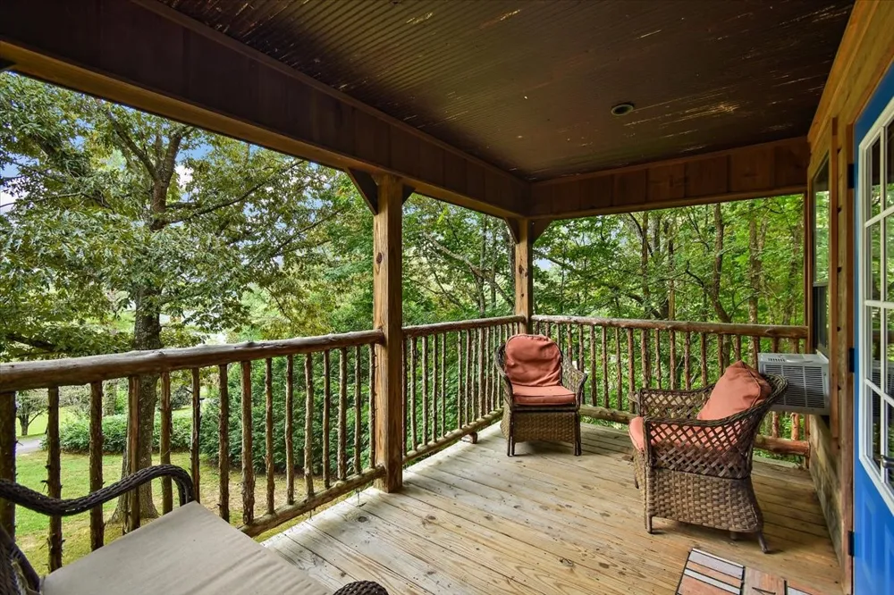 4250 Four Seasons Rd Smithville, TN 37166