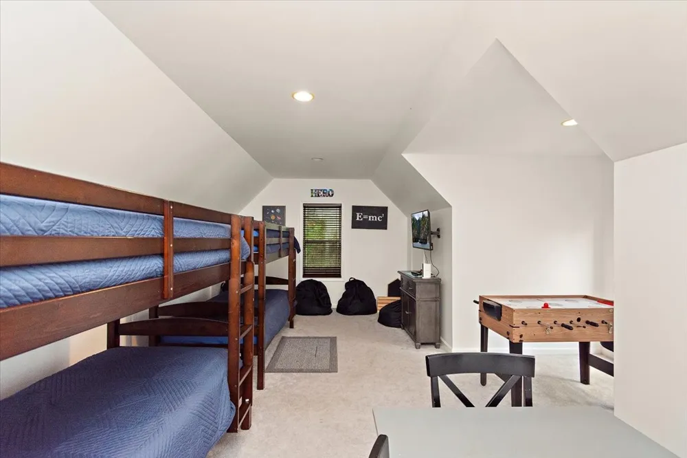 4250 Four Seasons Rd Smithville, TN 37166