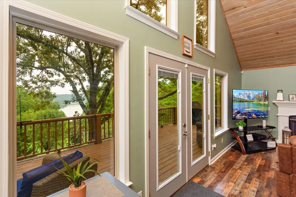 4250 Four Seasons Rd Smithville, TN 37166