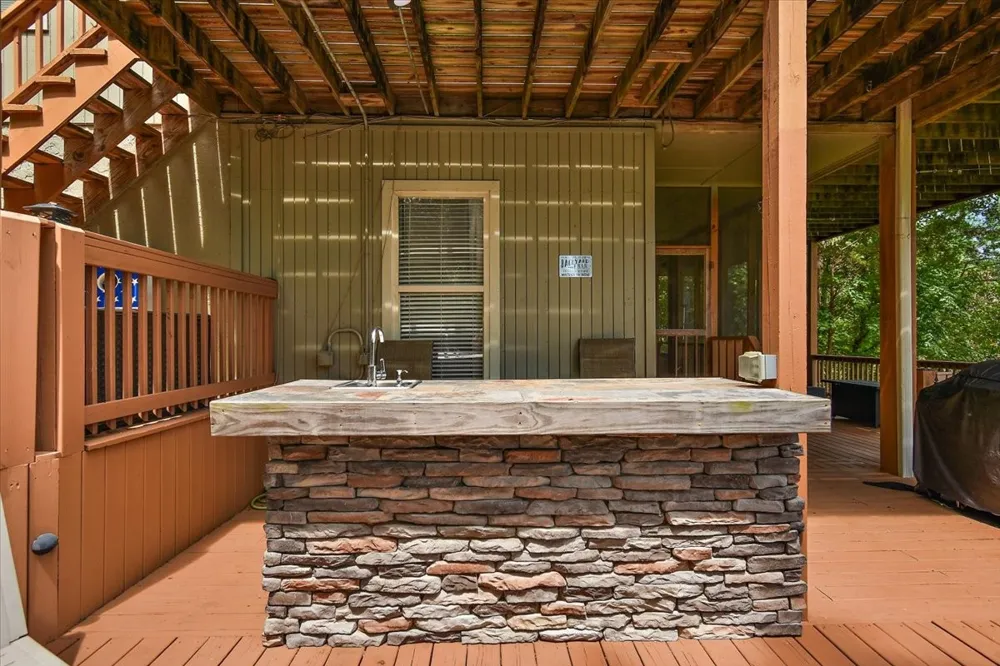4250 Four Seasons Rd Smithville, TN 37166