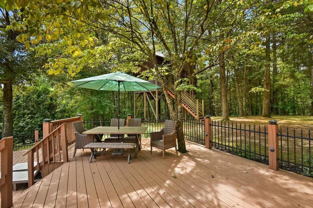 4250 Four Seasons Rd Smithville, TN 37166