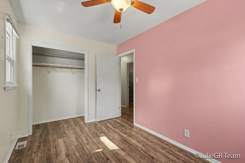 1534 Katrina Drive SE Kentwood City, MI 49508