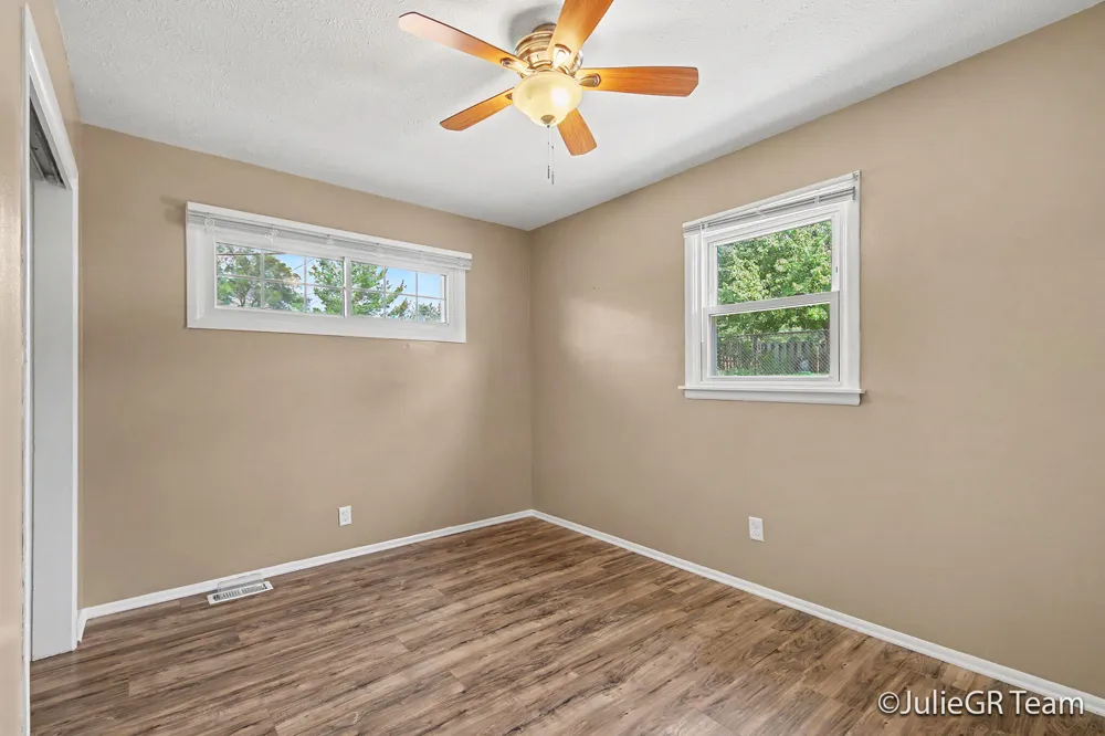 1534 Katrina Drive SE Kentwood City, MI 49508