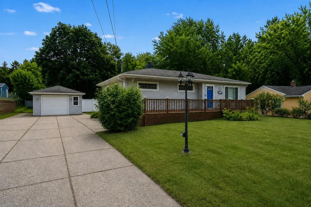 1534 Katrina Drive SE Kentwood City, MI 49508