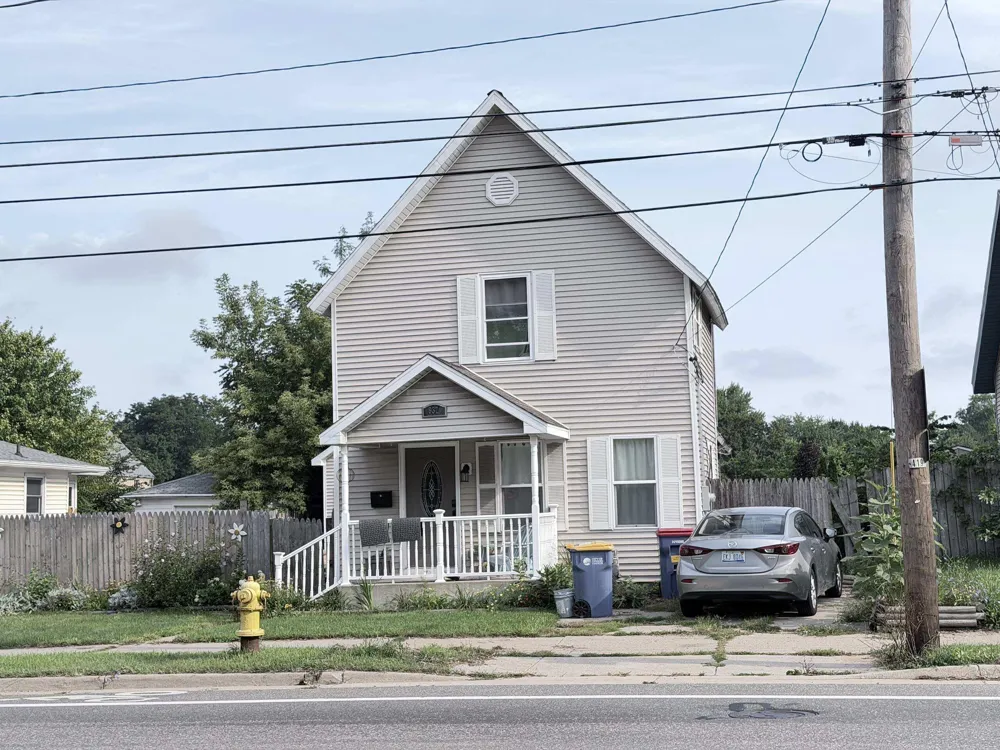 637 Leonard Street NE Grand Rapids City, MI 49503