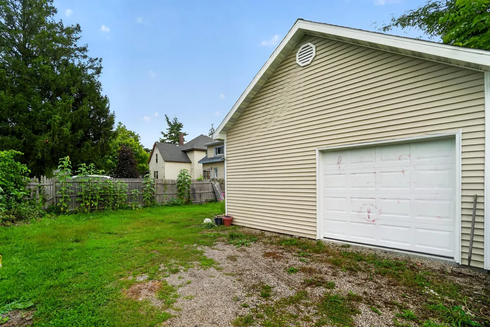 637 Leonard Street NE Grand Rapids City, MI 49503