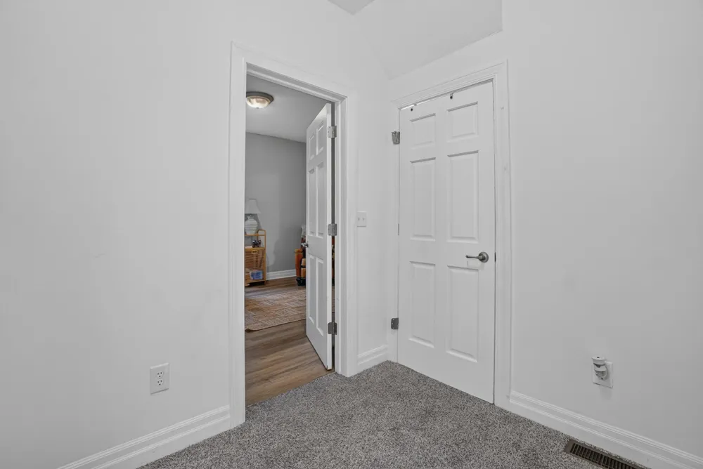 637 Leonard Street NE Grand Rapids City, MI 49503