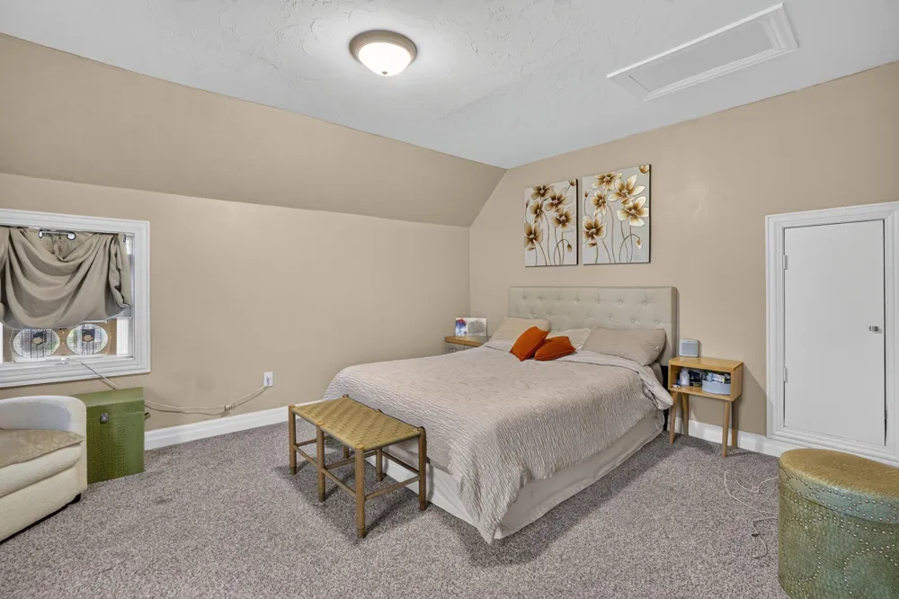637 Leonard Street NE Grand Rapids City, MI 49503