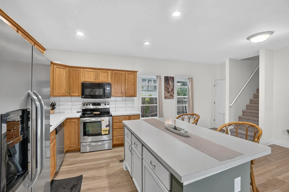 637 Leonard Street NE Grand Rapids City, MI 49503