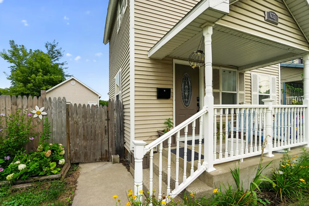 637 Leonard Street NE Grand Rapids City, MI 49503