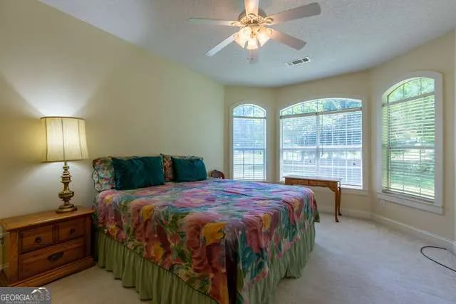 206 Enclave LN Newnan, GA 30263