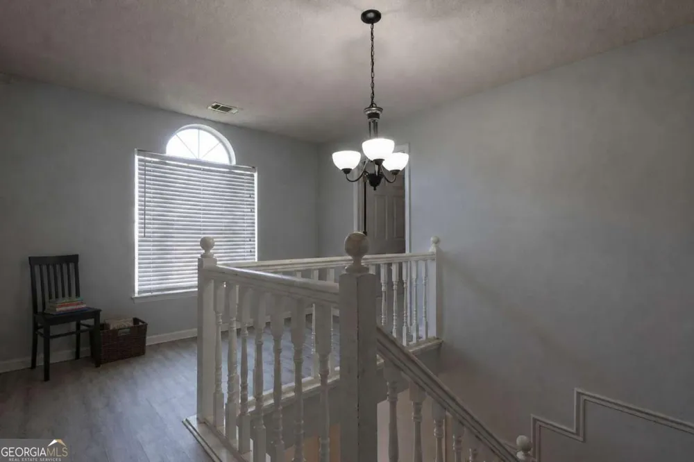 4127 Kingship DR Ellenwood, GA 30294