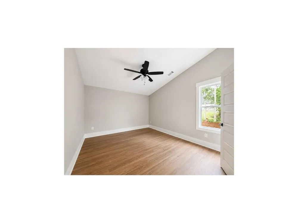 238 Signing Tree Trail Clarkesville, GA 30523