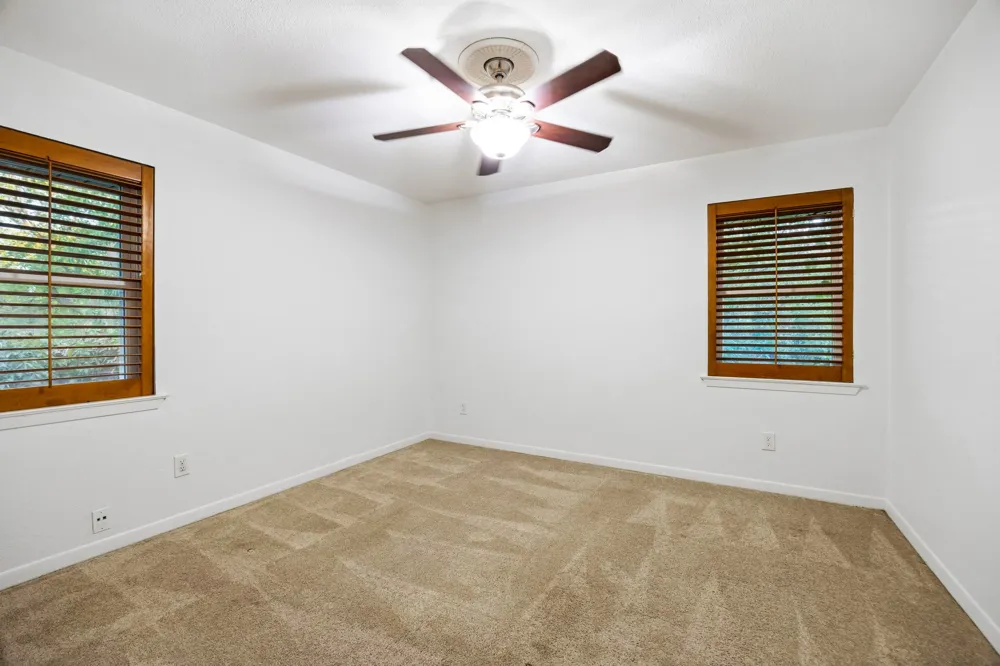 8938 Angleton Place Dallas, TX 75243