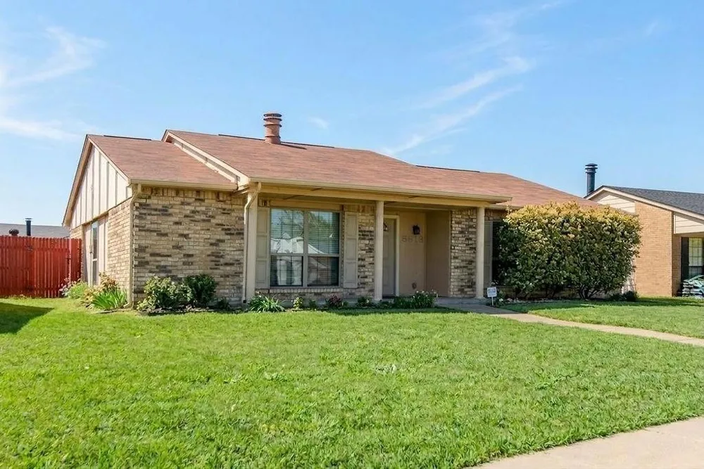 5613 Truitt Street The Colony, TX 75056