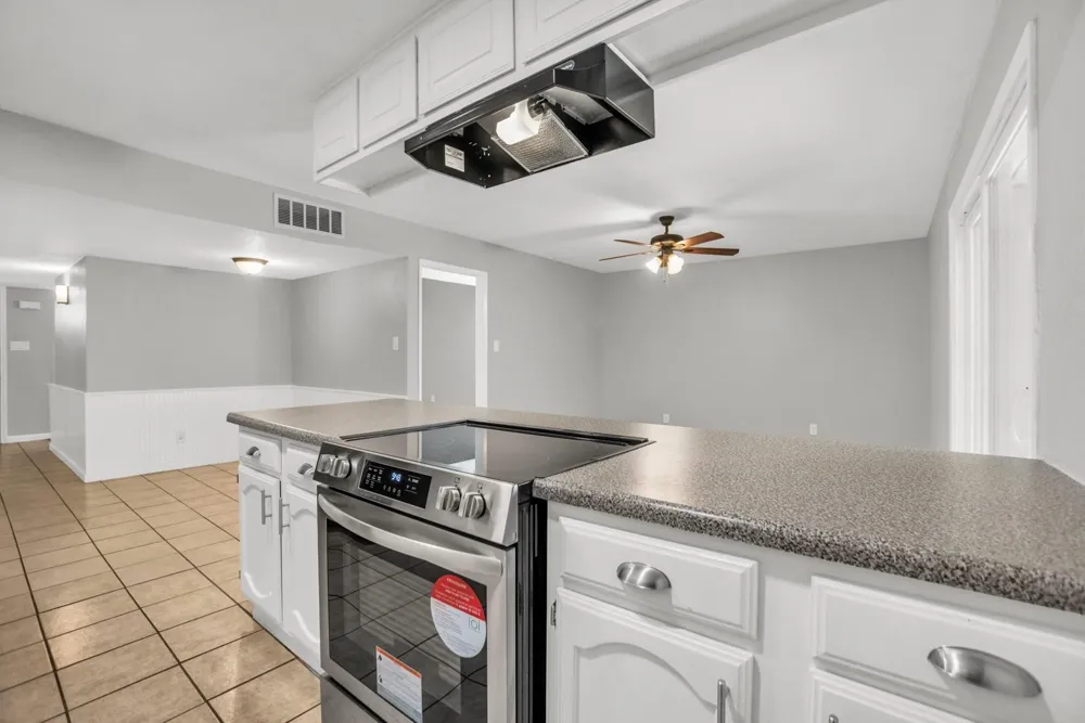 5613 Truitt Street The Colony, TX 75056