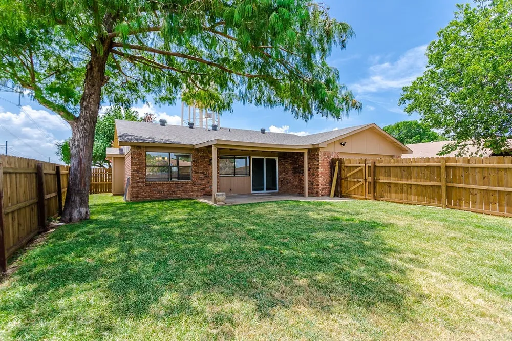 5264 Pruitt Drive The Colony, TX 75056