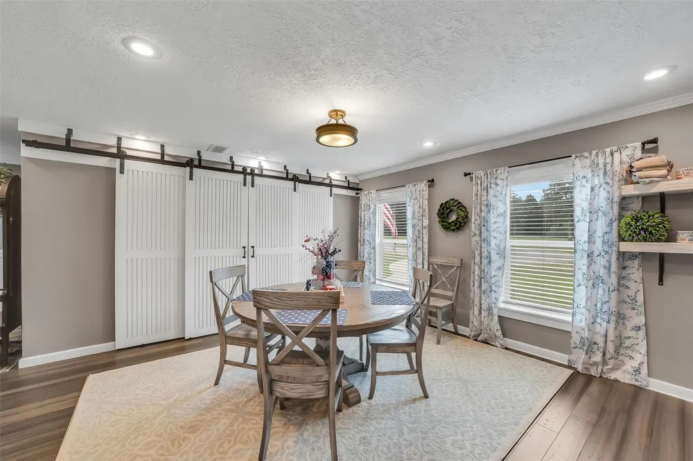 4620 Springfield Lane Brenham, TX 77833