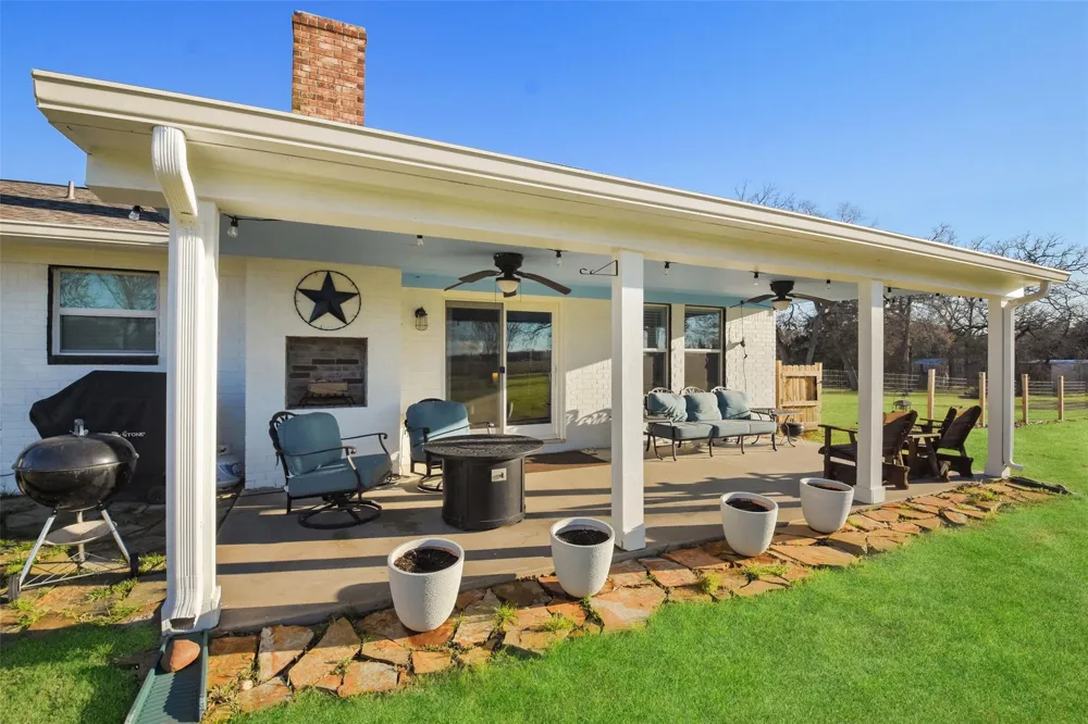 4620 Springfield Lane Brenham, TX 77833