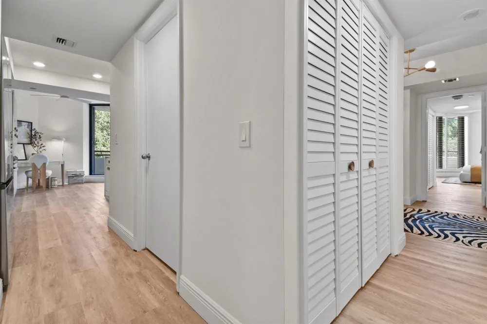 3322 CASSEEKEY ISLAND ROAD #302 Jupiter, FL 33477
