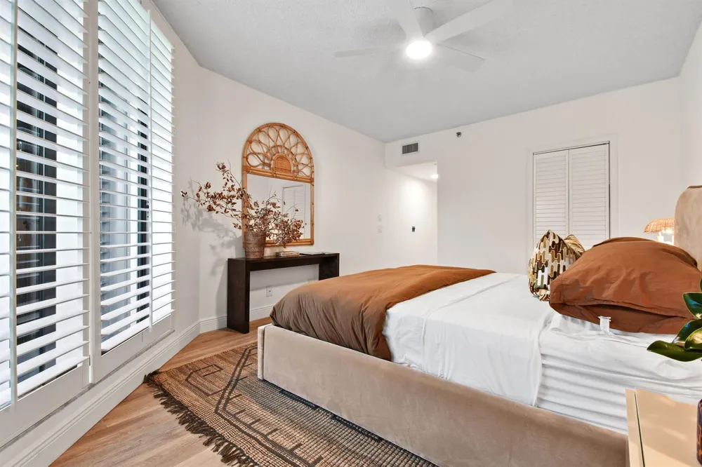 3322 CASSEEKEY ISLAND ROAD #302 Jupiter, FL 33477