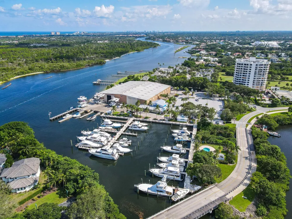 3322 CASSEEKEY ISLAND ROAD #302 Jupiter, FL 33477