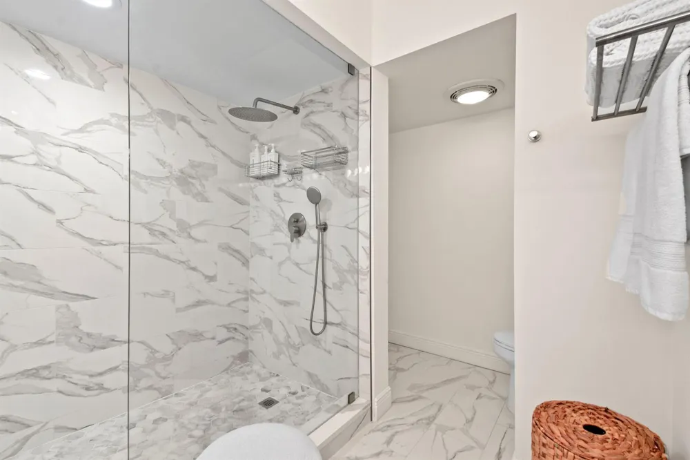 3322 CASSEEKEY ISLAND ROAD #302 Jupiter, FL 33477
