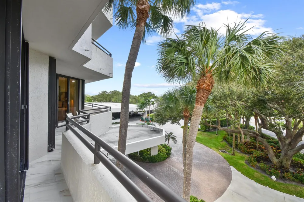 3322 CASSEEKEY ISLAND ROAD #302 Jupiter, FL 33477
