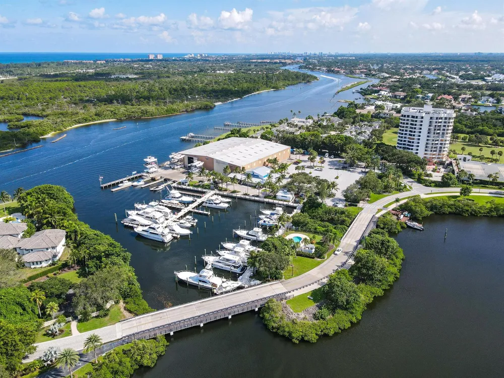 3322 CASSEEKEY ISLAND ROAD #302 Jupiter, FL 33477